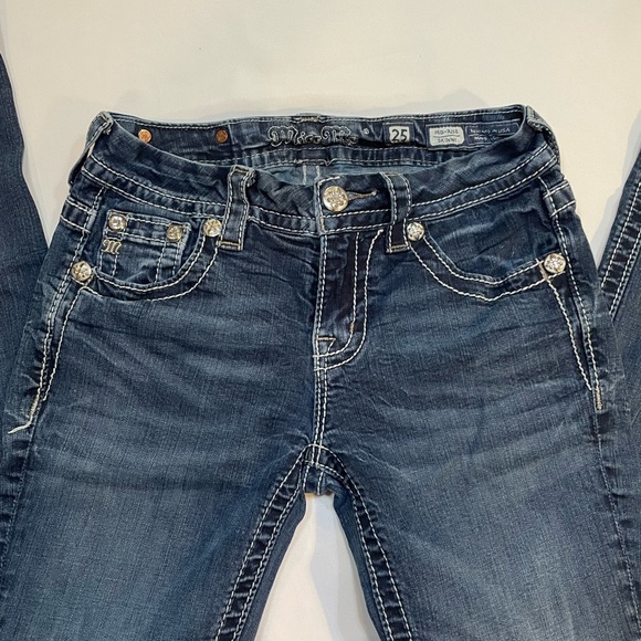 Miss Me Skinny Jeans MID RISE Stones Silver Details on Front and Back Pockets. - Picture 14 of 16